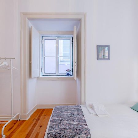 Spacious, Bright And Sunny Apartment, By Timecooler ลิสบอน ภายนอก รูปภาพ