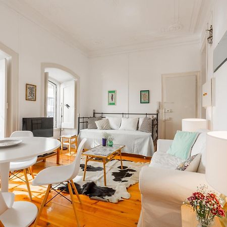 Spacious, Bright And Sunny Apartment, By Timecooler ลิสบอน ภายนอก รูปภาพ