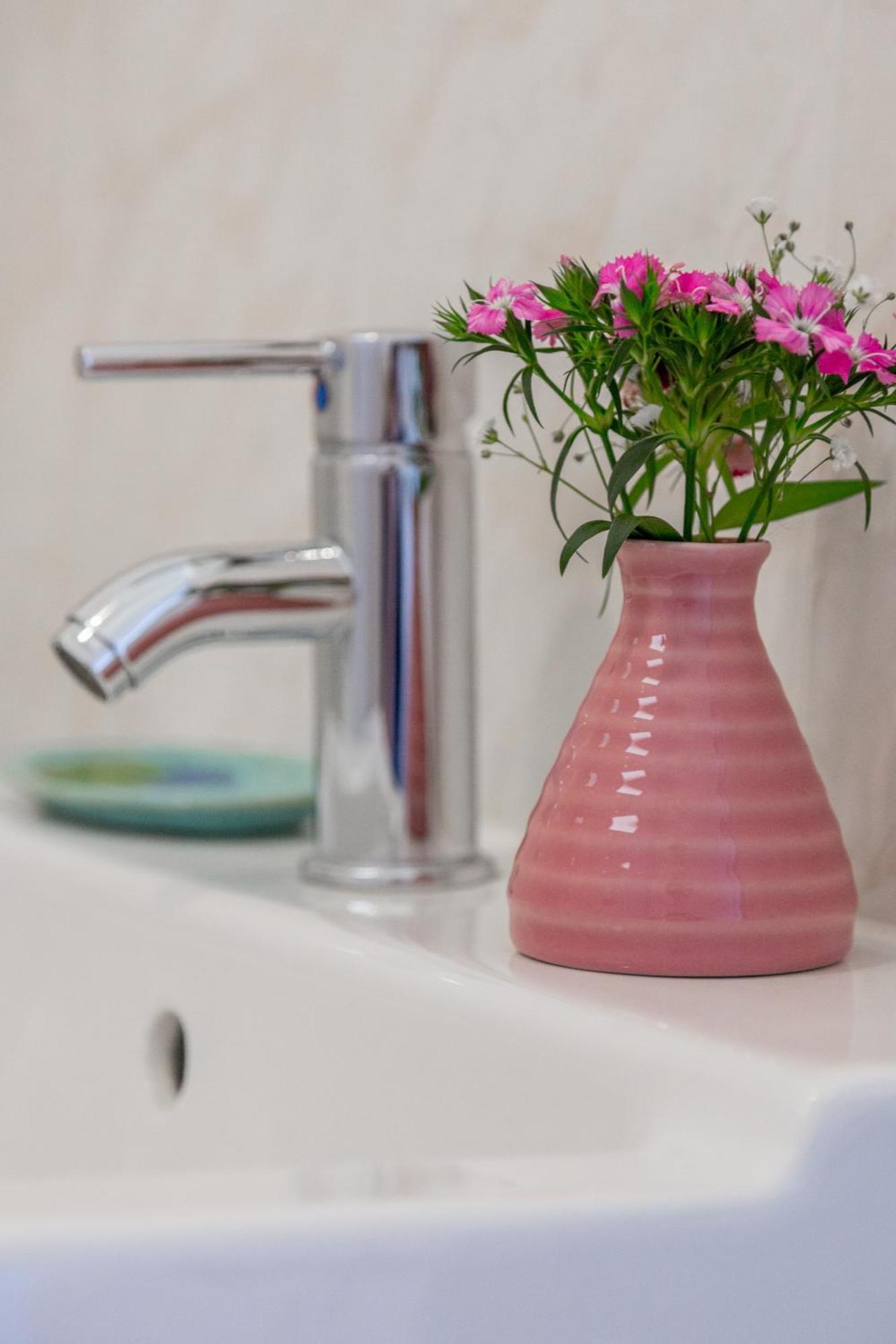 Spacious, Bright And Sunny Apartment, By Timecooler ลิสบอน ภายนอก รูปภาพ