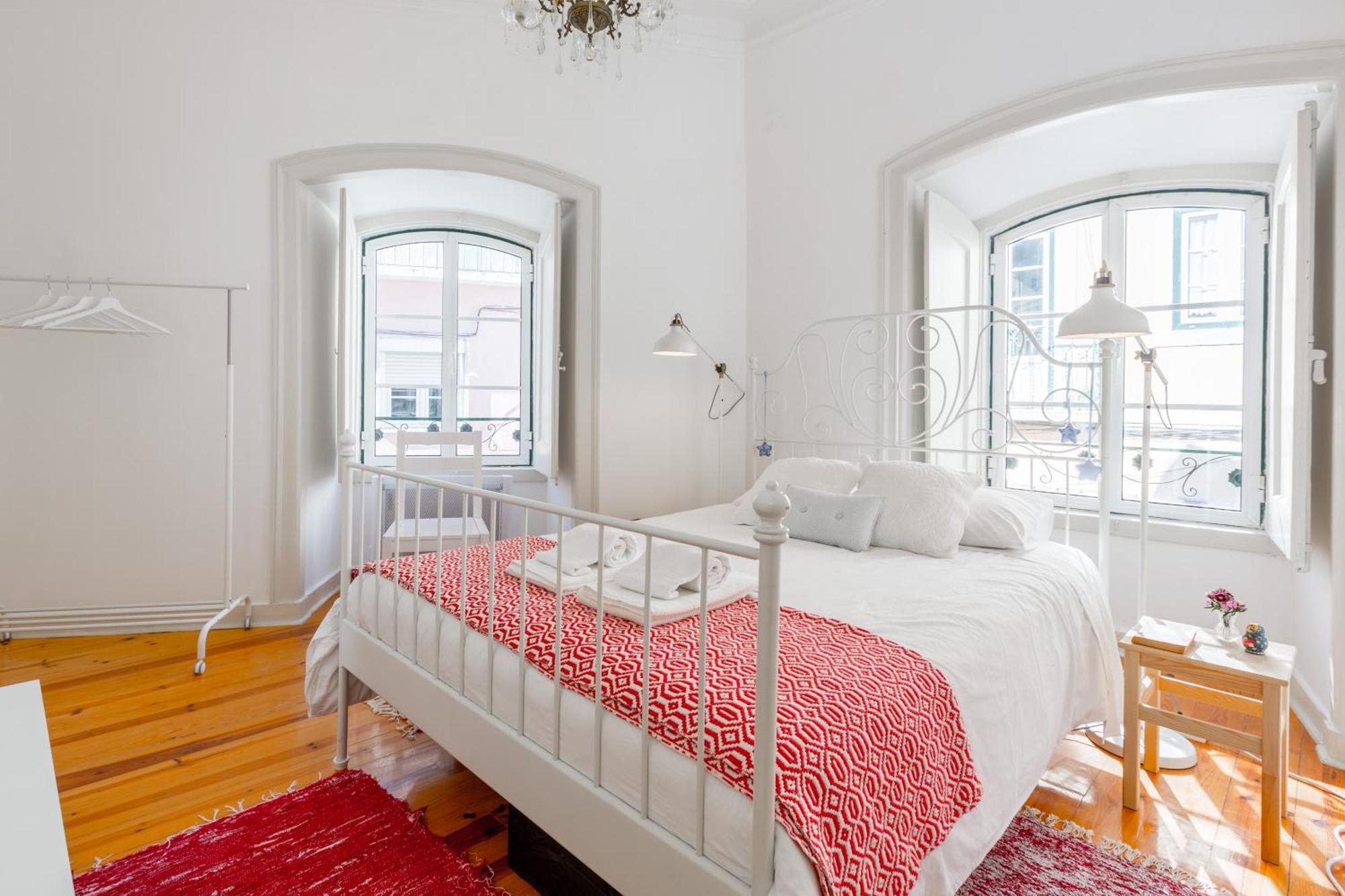 Spacious, Bright And Sunny Apartment, By Timecooler ลิสบอน ภายนอก รูปภาพ