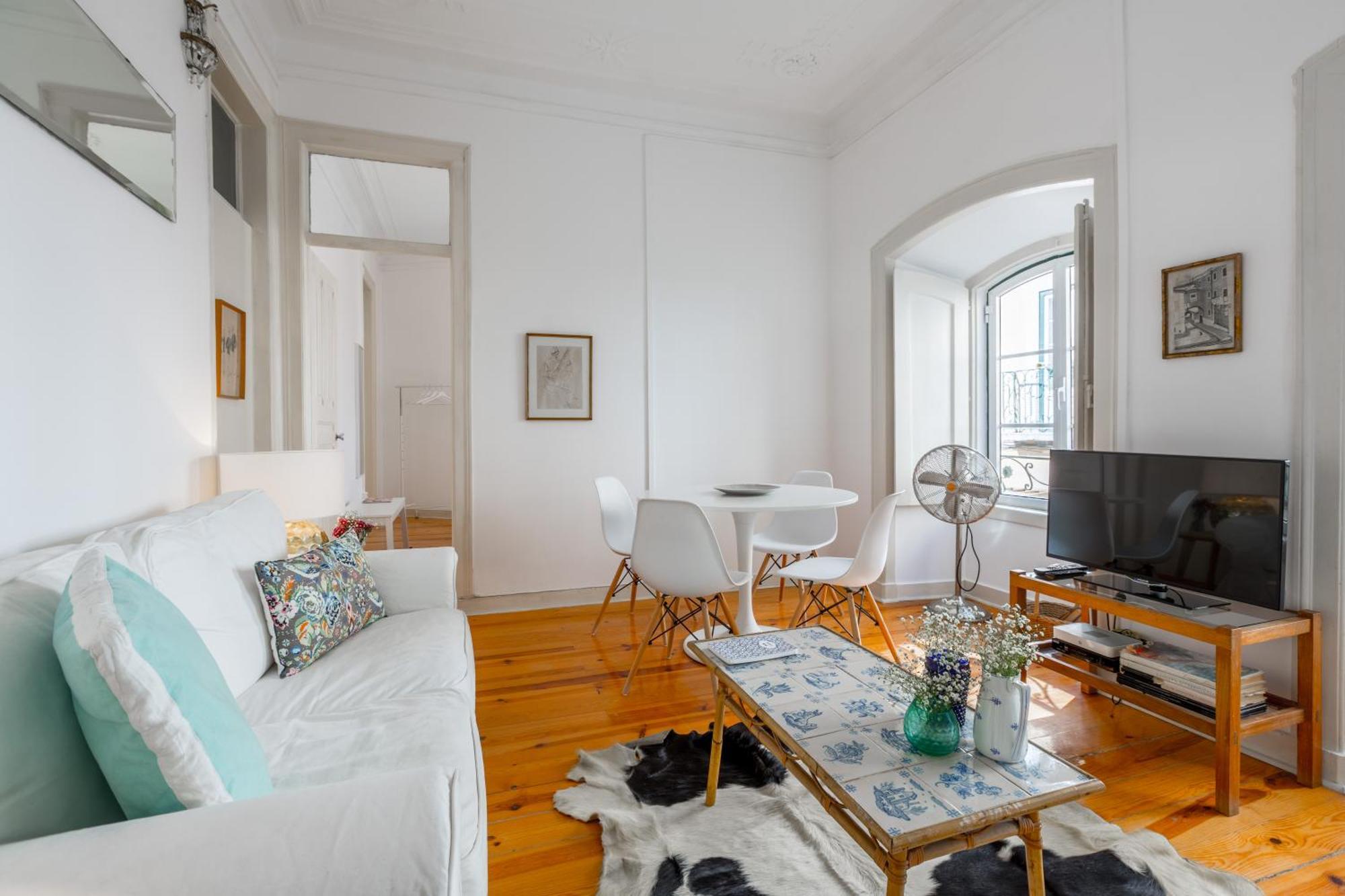 Spacious, Bright And Sunny Apartment, By Timecooler ลิสบอน ภายนอก รูปภาพ